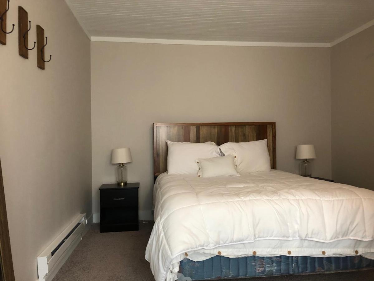 Updated + Clean Motel Room At The Base Of Mt Hood! Mount Hood Village Zimmer foto